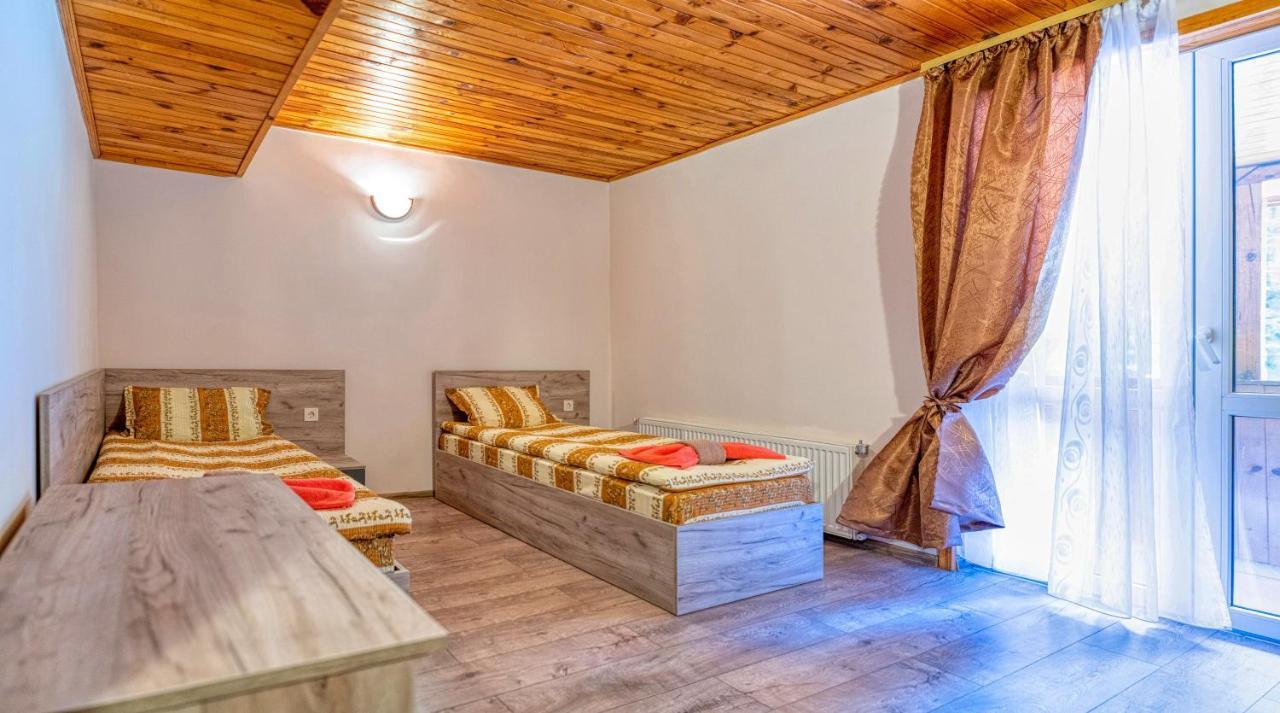Крушун - Единствена На Метри От Водопадите, Krushun - The Only Stay Just Meters From The Waterfalls Krushuna Eksteriør billede